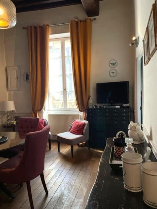 Charming Flat In Historical Centre Apartment Dijon Exterior photo